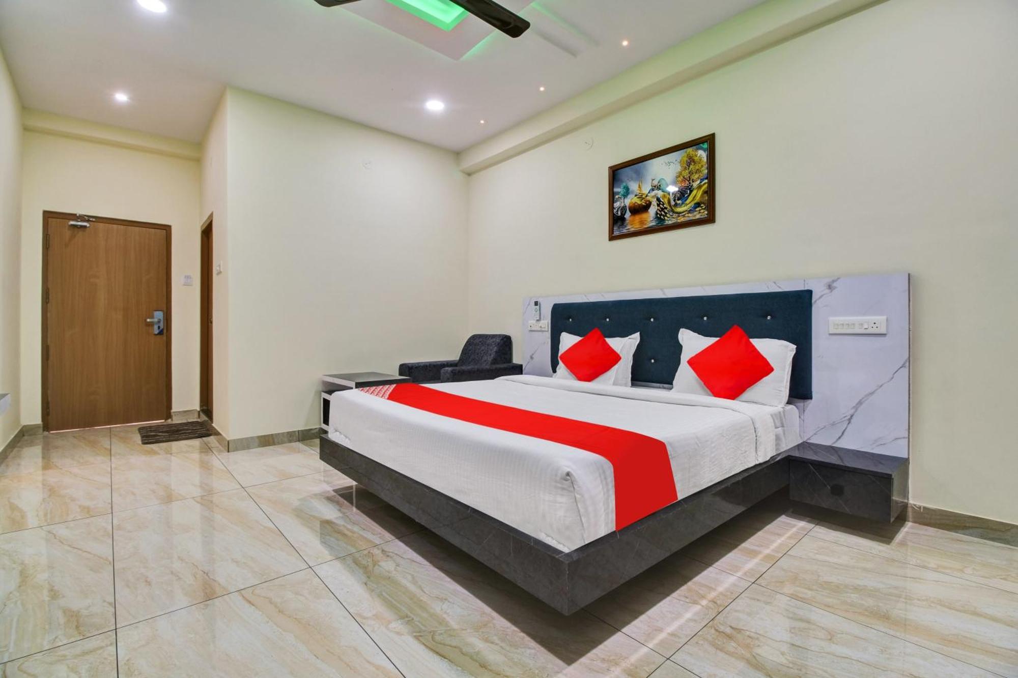 Oyo Flagship Hotel Elite Park Inn Guntur Bagian luar foto